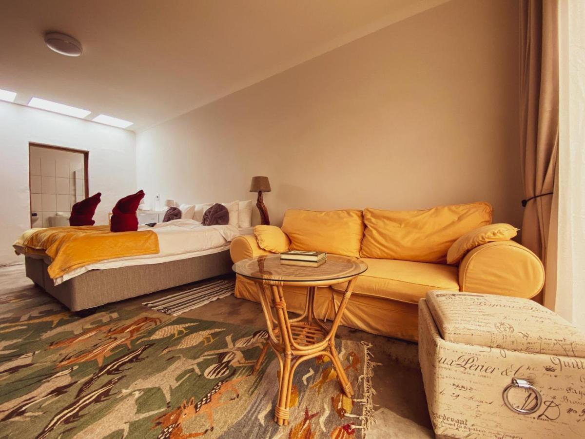 All African Colours Guesthouse Swakopmund Dış mekan fotoğraf
