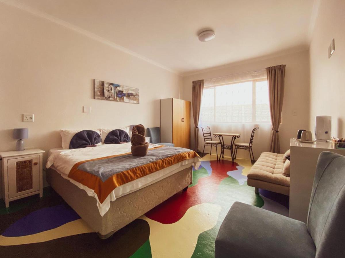 All African Colours Guesthouse Swakopmund Dış mekan fotoğraf
